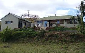 Hluhluwe Gate Safari Camp
